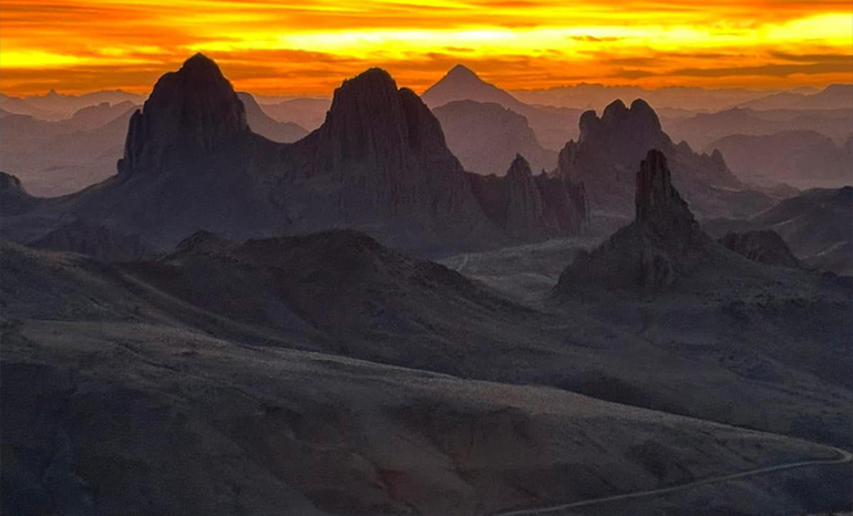 Trekking nel Sahara da Tamanrasset all’Assekrem con Fabrizio Rovella